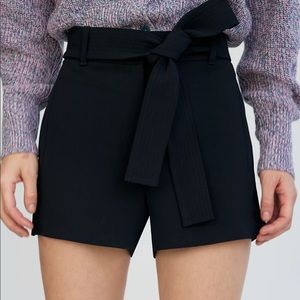 Wilfred Tie Front Short - Size 6 - Never Worn